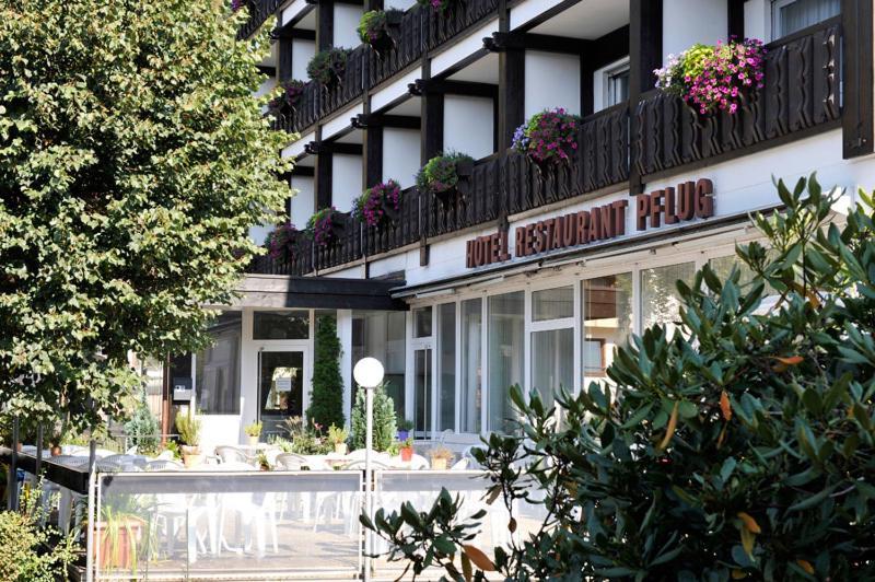 Hotel Pflug Ottenhofen im Schwarzwald Exterior photo